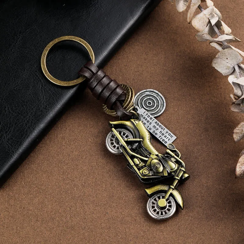 Retro 3D Motorcycle Pendant Leather Keychain