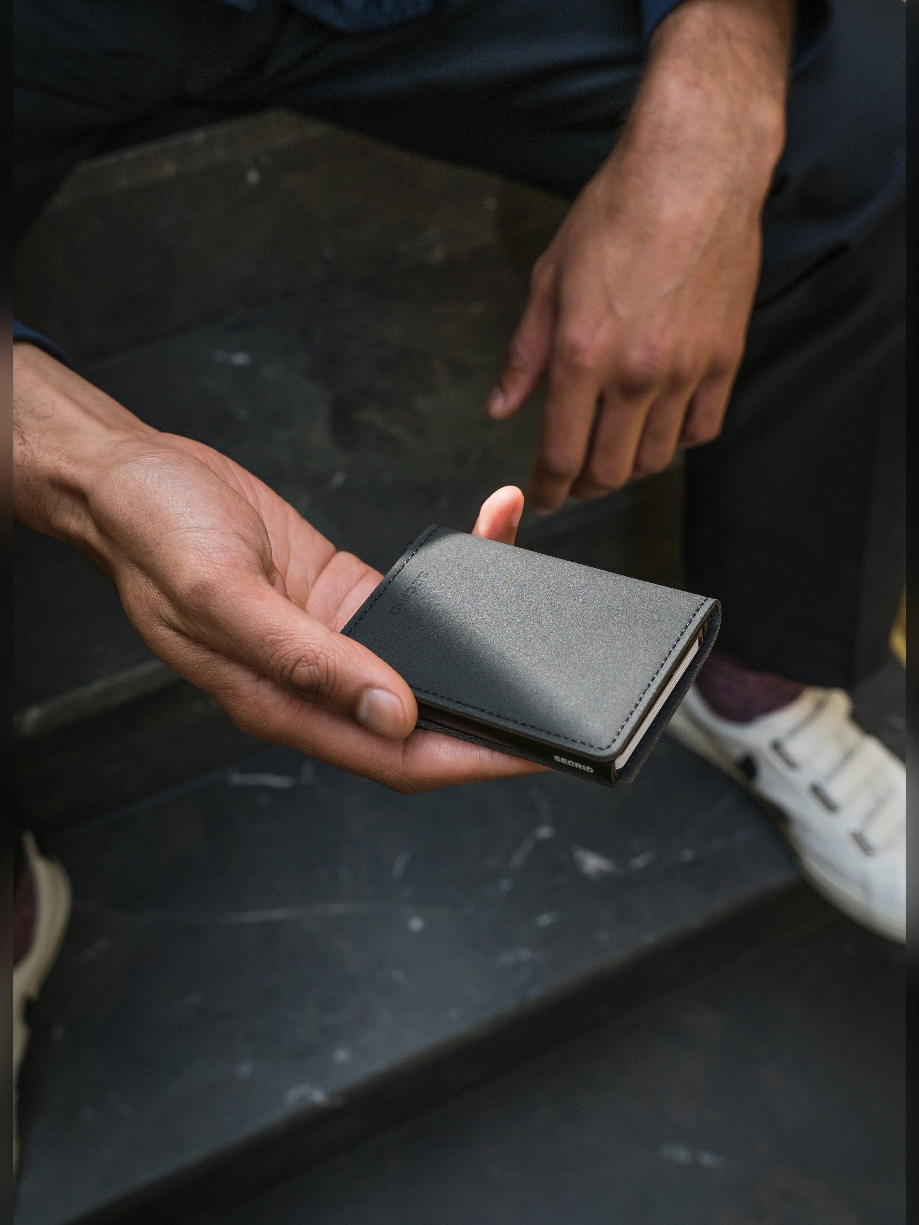 Secrid Slimwallet Matte Black Ochre