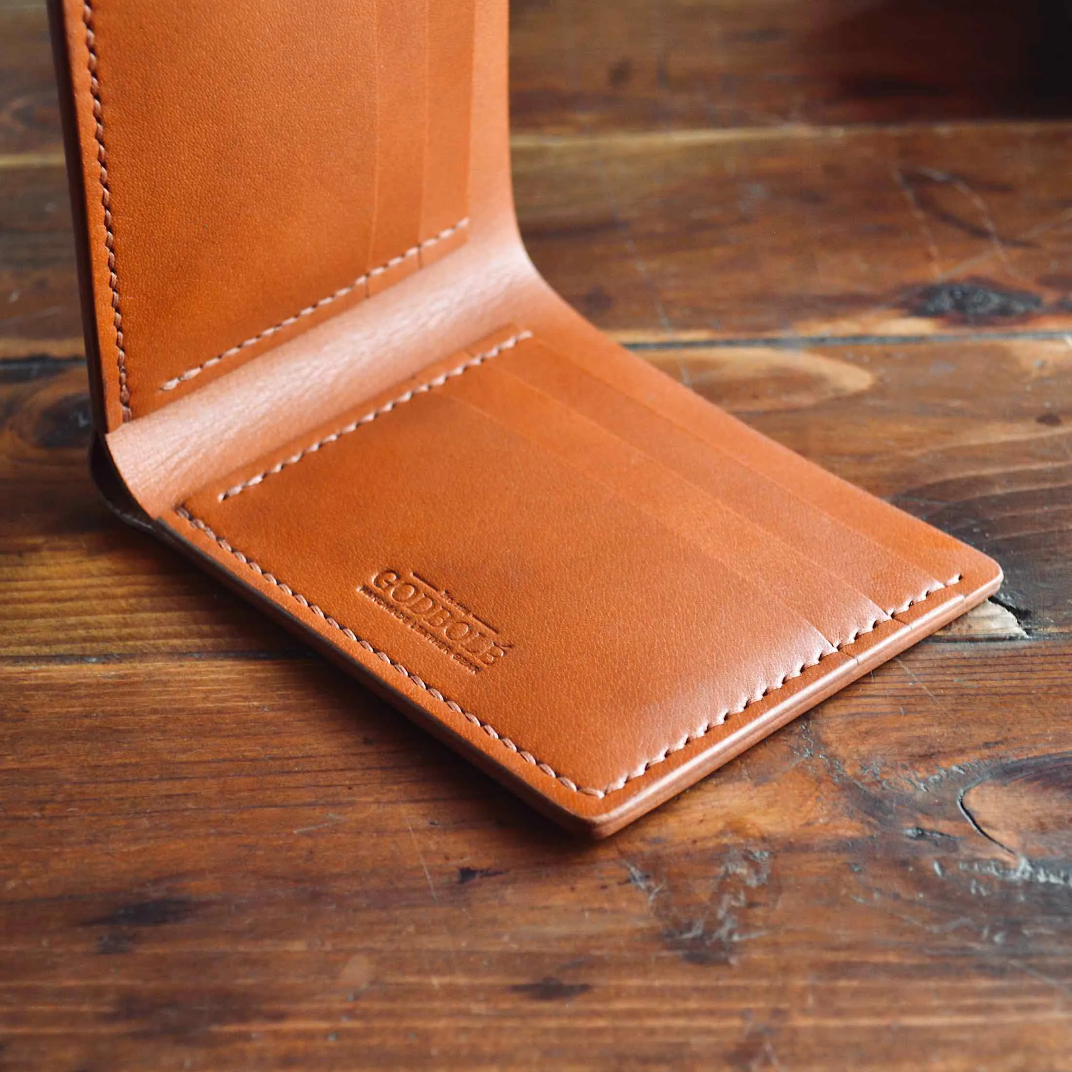 Slim Classic Wallet - Chestnut