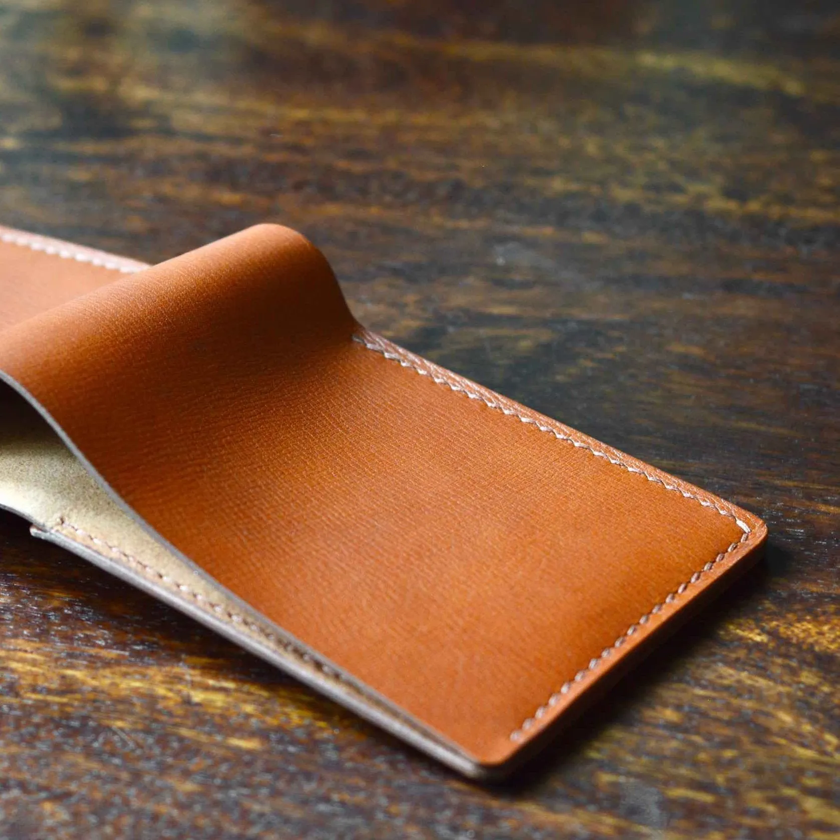 Slim Classic Wallet - Chestnut