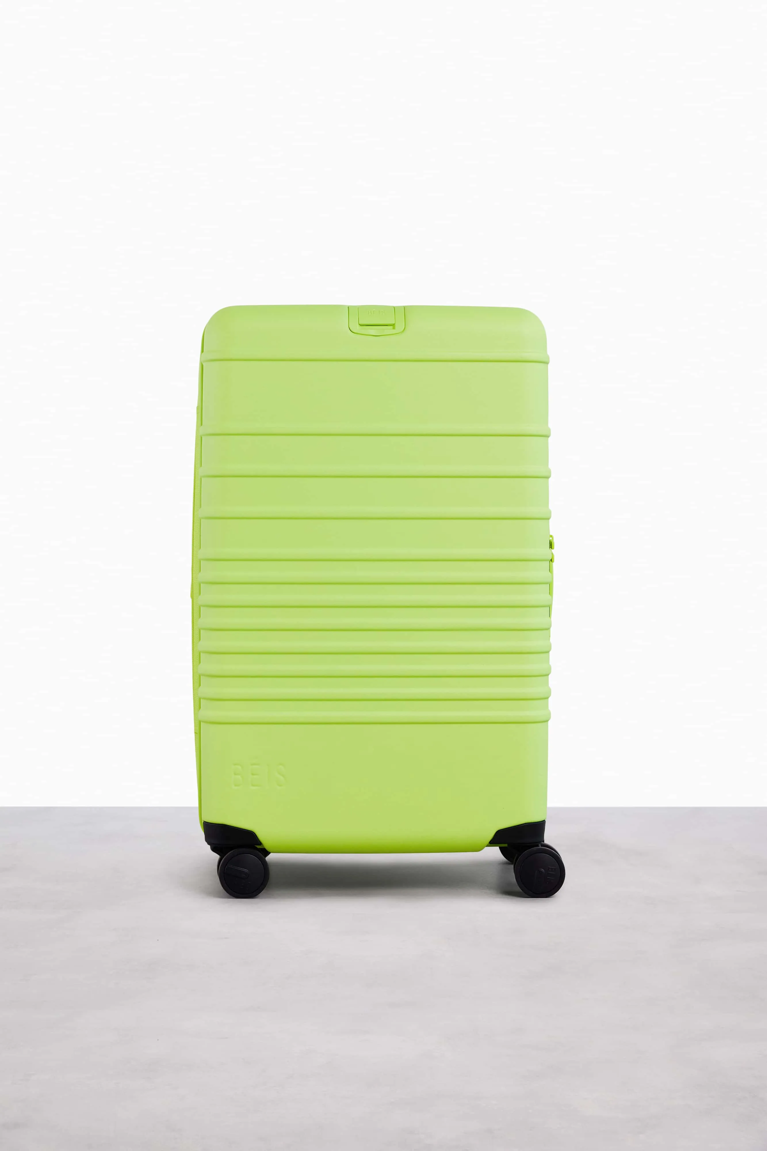 The Medium Check-In Roller in Citron